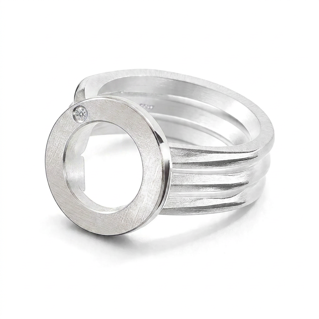 Ring CIRCLE aus Silber 925 rhodiniert mit echtem Diamant von Flamesilver, Kreisdesign in silberner Optik