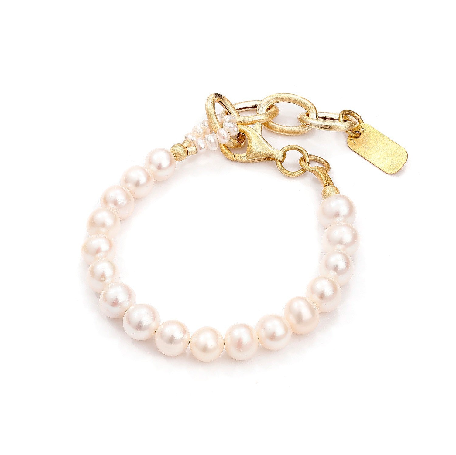Armbänder mit Perlen