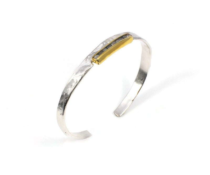 Silberarmband mit Diamanten