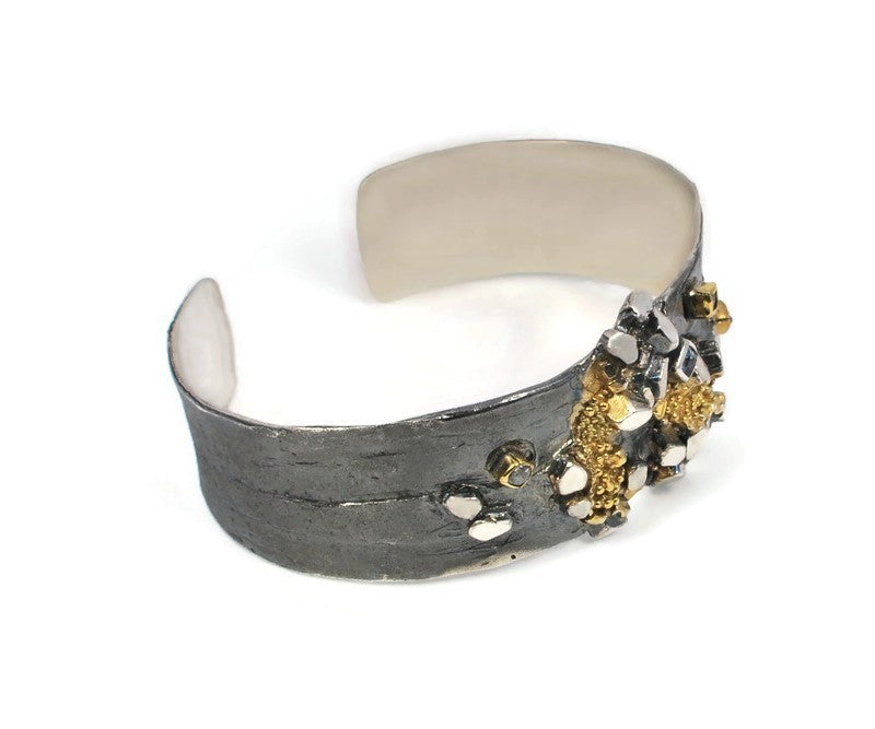 Oxidiertes, vergoldetes Silberarmband mit Diamanten und Blau Topas