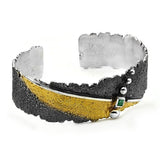 Armband aus vergoldetem, oxidiertem Silber mit Smaragd