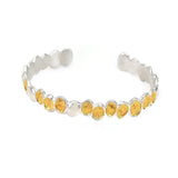Silbernes Armband mit goldener Farbe