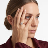 Diamantring – 585er Gelbgold – Oval mit Diamantkranz