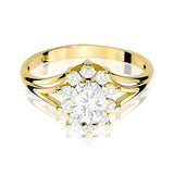 Ring W0037 aus 585er Gelbgold mit Labordiamant – Vorderansicht des Steins und der Ringschiene