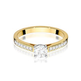 Ring W0052 aus 585er Gelbgold mit Labordiamant – Vorderansicht des Steins und der Ringschiene