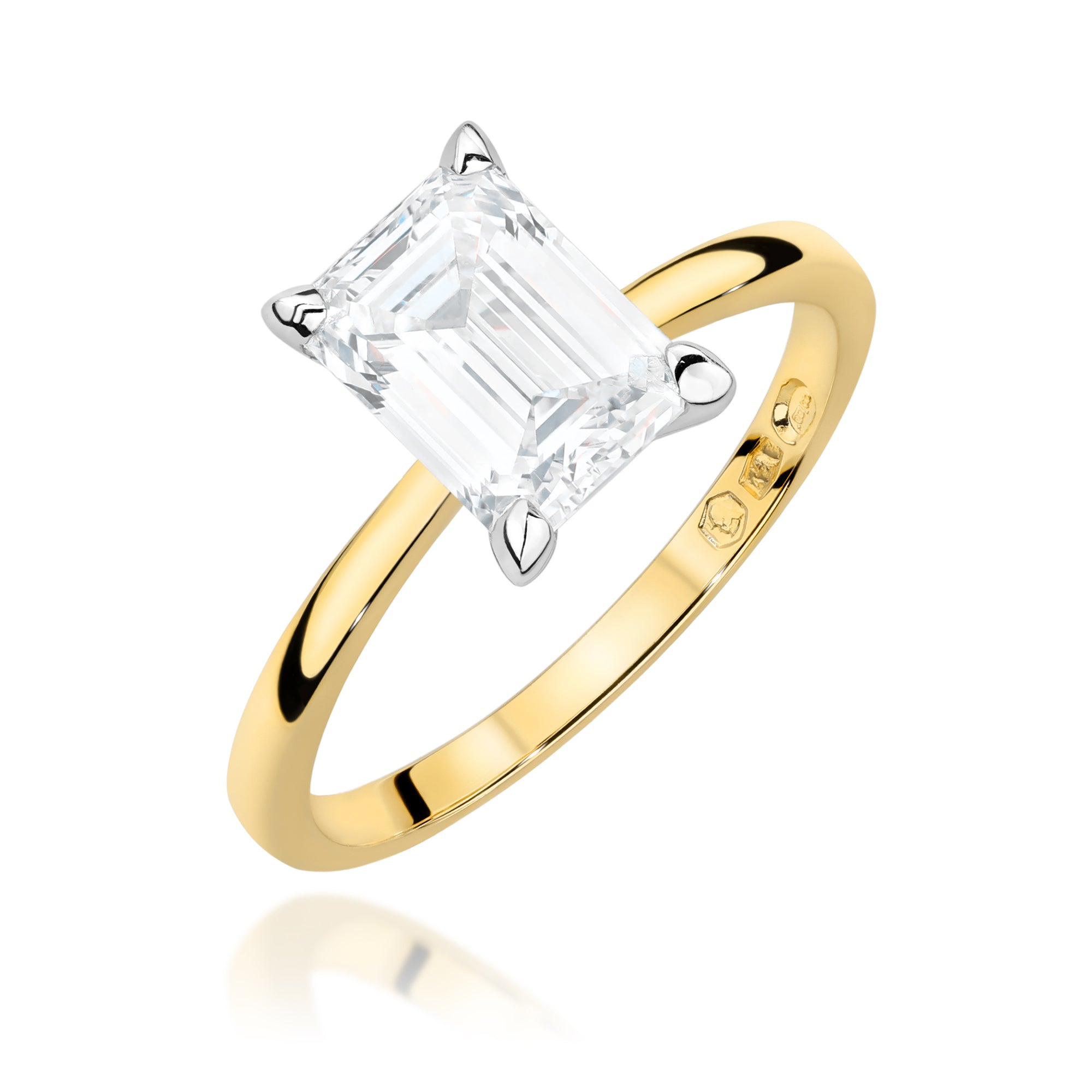 Ring W0691 aus 585er Gelbgold mit Labordiamant – Schrägansicht der Fassung