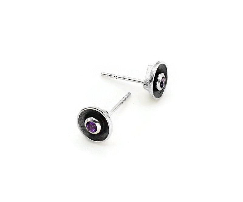 Silberne Ohrringe mit Amethysten