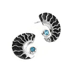 Ohrringe aus oxidiertem Silber mit Schweizer blau Topas