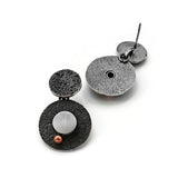 Ohrringe aus oxidiertem Silber