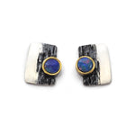 Vergoldete Ohrringe aus oxidiertem Silber mit Opal-Doublet-Steinen