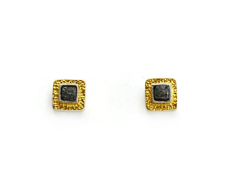 Vergoldete Silberohrringe mit Diamanten