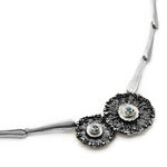 Oxidiertes Silbercollier mit Himmelstopas-Steinen