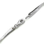 Gold überzogener silberner Collier mit schwarzem Diamant und weißem Saphir