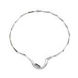 Silberne Halskette mit Diamant