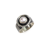 Oxidierter Silberring mit Perle
