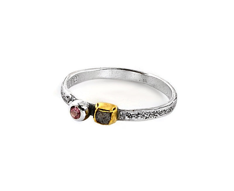 Ring aus Sterlingsilber mit Diamant und rosa Turmalin