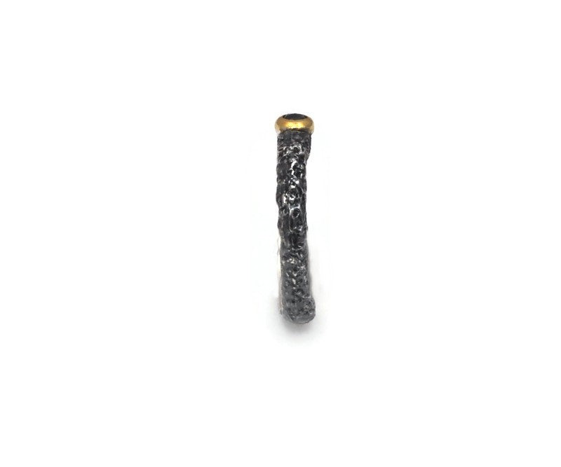 Oxidierter Silberring mit schwarzem Diamant
