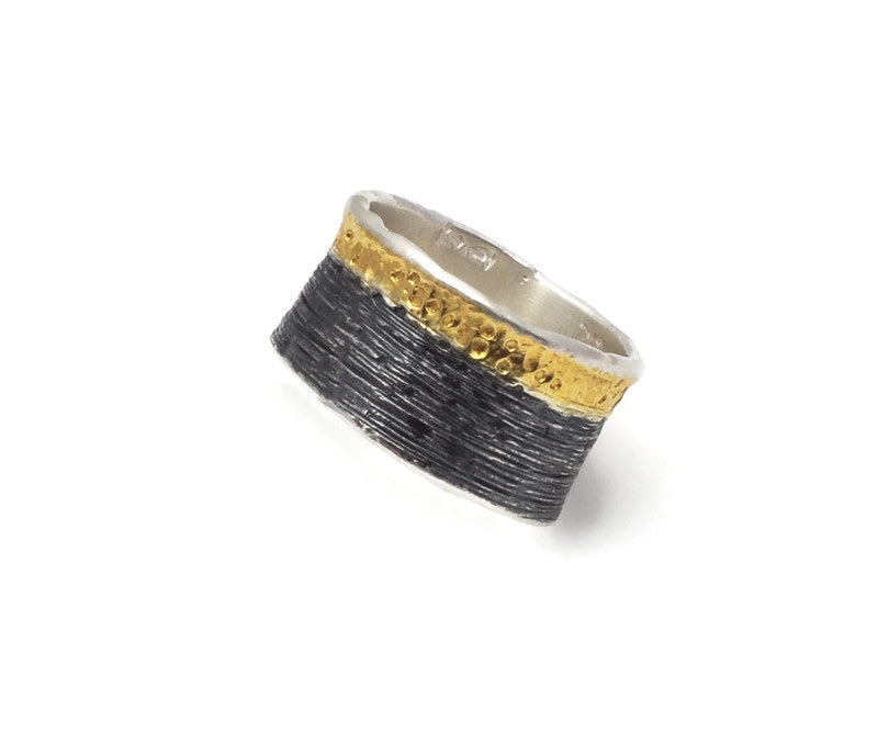 Ring aus oxidiertem Silber