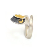 Ring aus oxidiertem vergoldetem Sterlingsilber mit schwarzem Diamanten