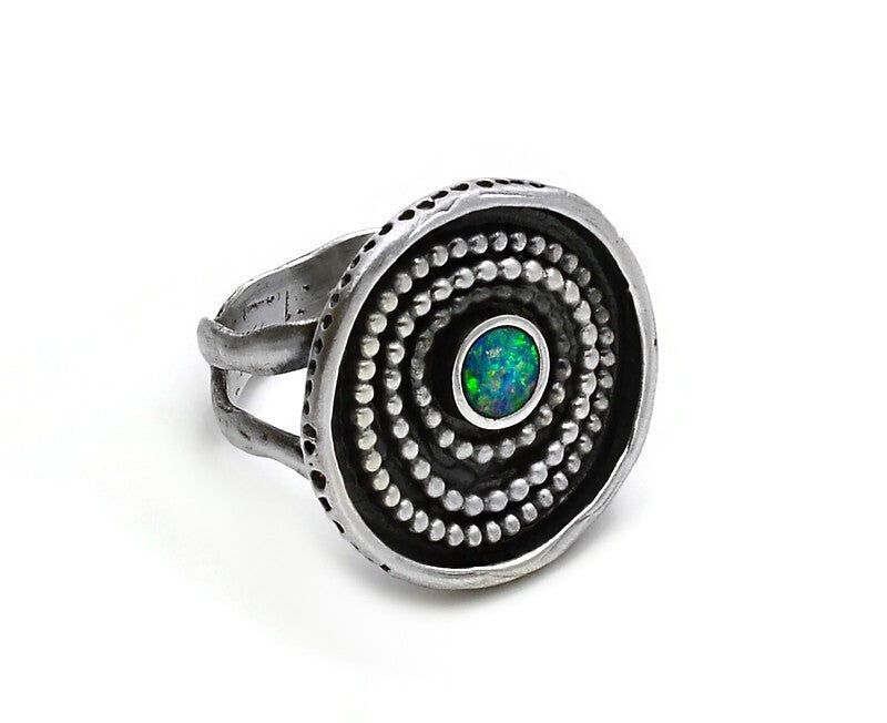 Oxidierter Silberring mit Opal