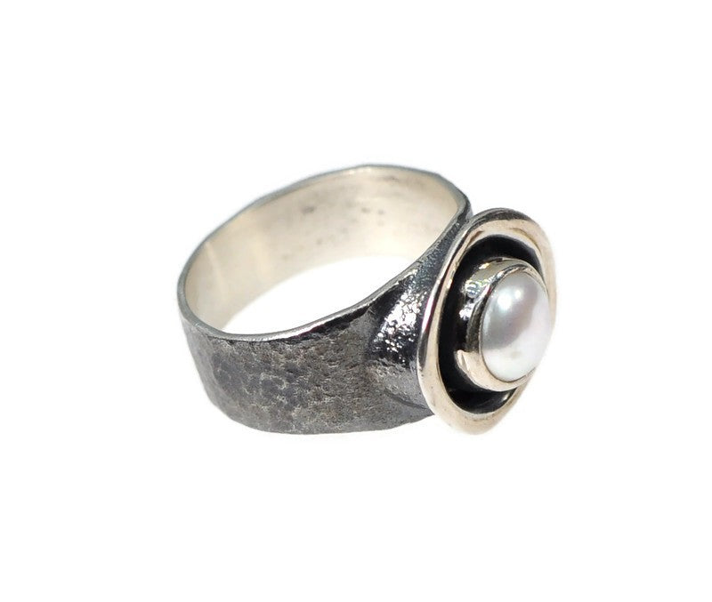 Oxidierter Silberring mit Perle