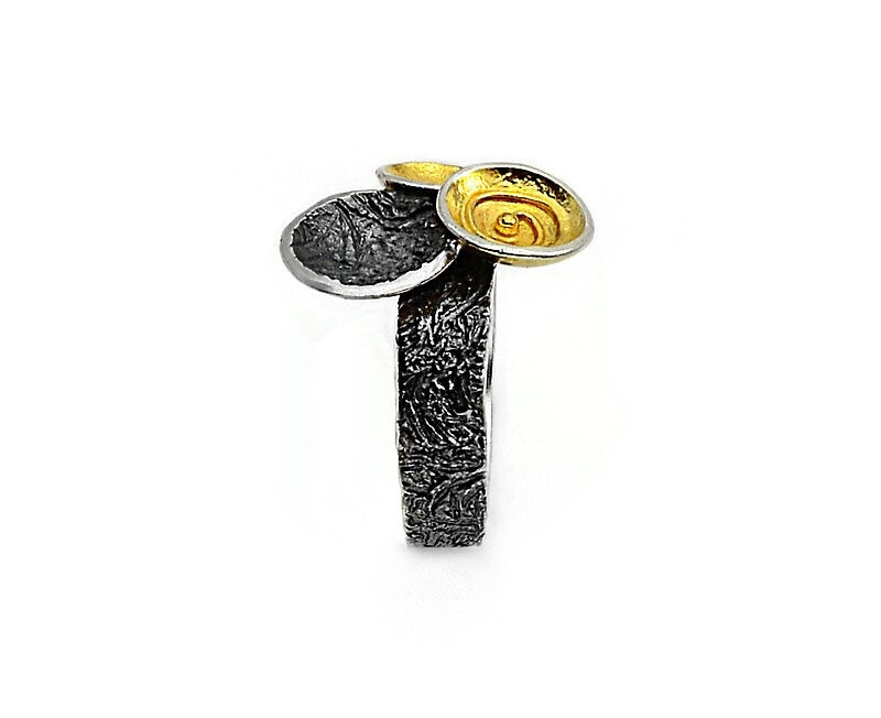 Ring aus oxidiertem Silber