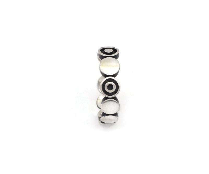 Ring aus oxidiertem Silber