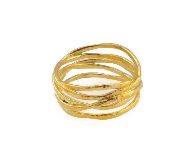 Ring aus vergoldetem Silber mit Geflecht