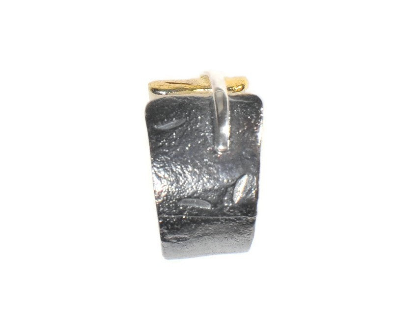 Vergoldeter Ring aus oxidiertem Silber