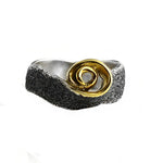 Vergoldeter Ring aus oxidiertem Silber