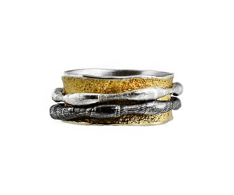 Ring aus vergoldetem, oxidiertem Silber