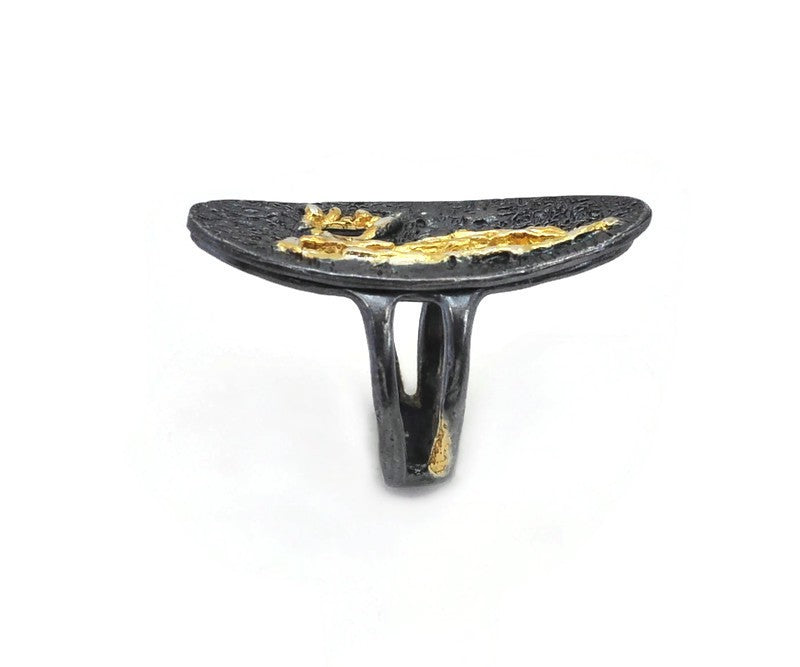 Ring aus vergoldetem, oxidiertem Silber
