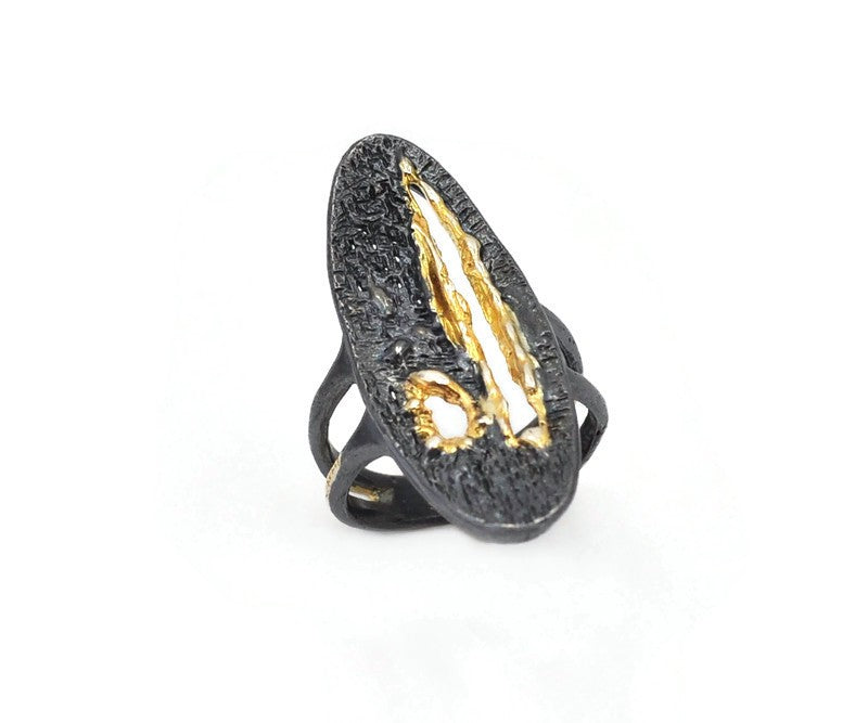 Ring aus vergoldetem, oxidiertem Silber