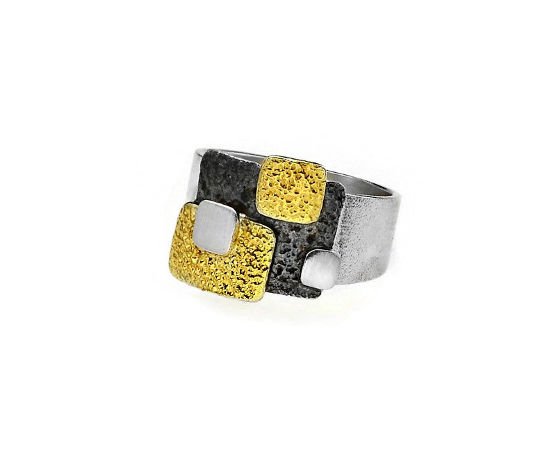 Vergoldeter Ring aus oxidiertem Silber