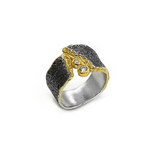 Ring aus vergoldetem, oxidiertem Silber mit weißen Saphiren