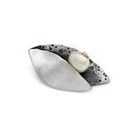 Anhänger aus oxidiertem Silber mit Perle