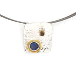 Vergoldeter Silberanhänger mit Diamant und Opal-Doublette