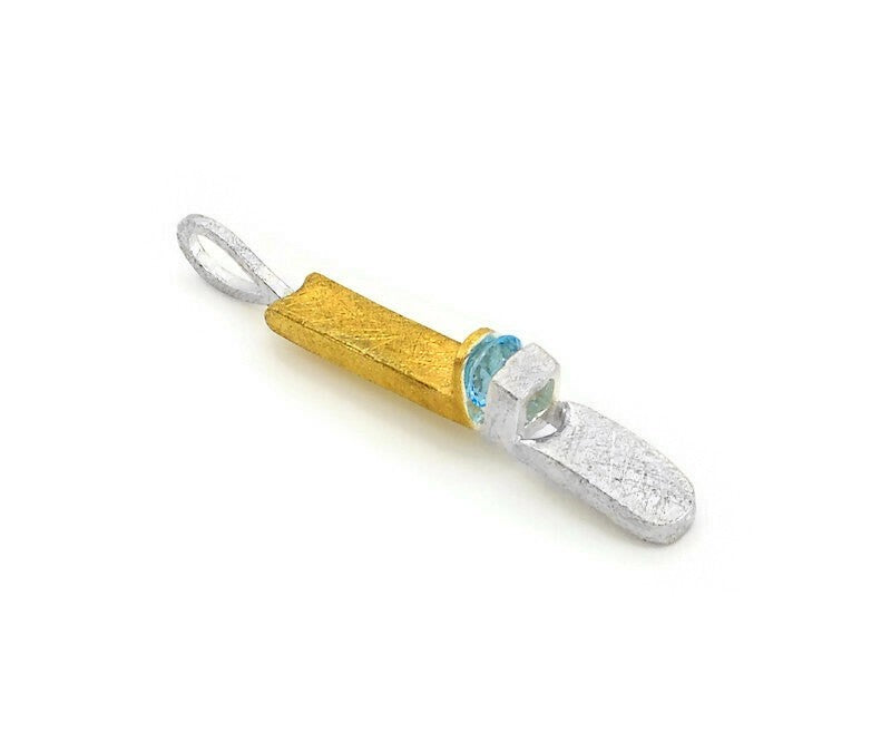 Vergoldeter Silber-Anhänger mit schweizer Blau topaz-Stein