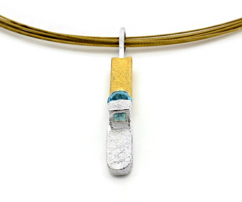 Vergoldeter Silber-Anhänger mit schweizer Blau topaz-Stein
