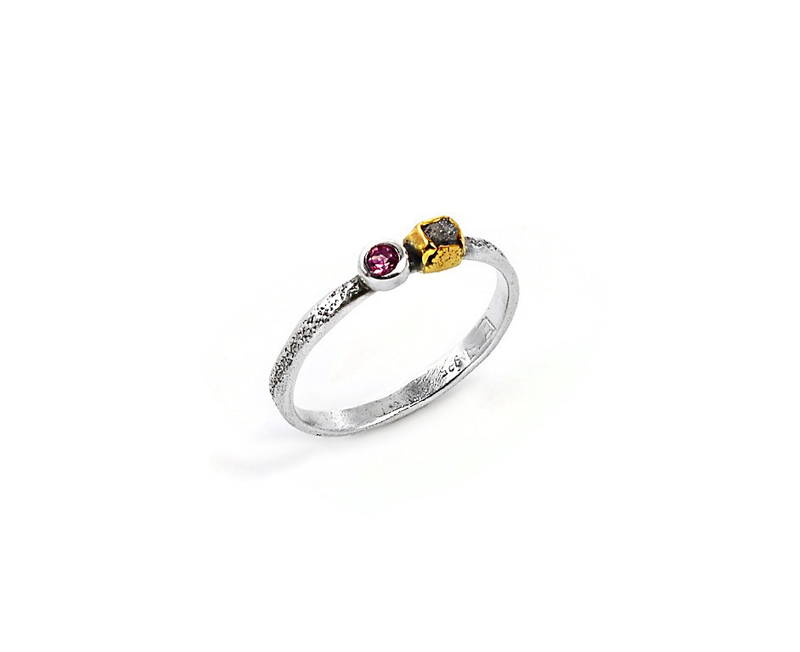 Ring aus Sterlingsilber mit Diamant und rosa Turmalin