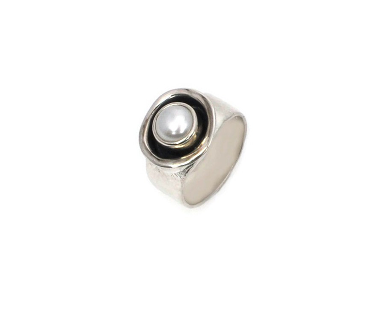 Ring aus Sterlingsilber mit Perle