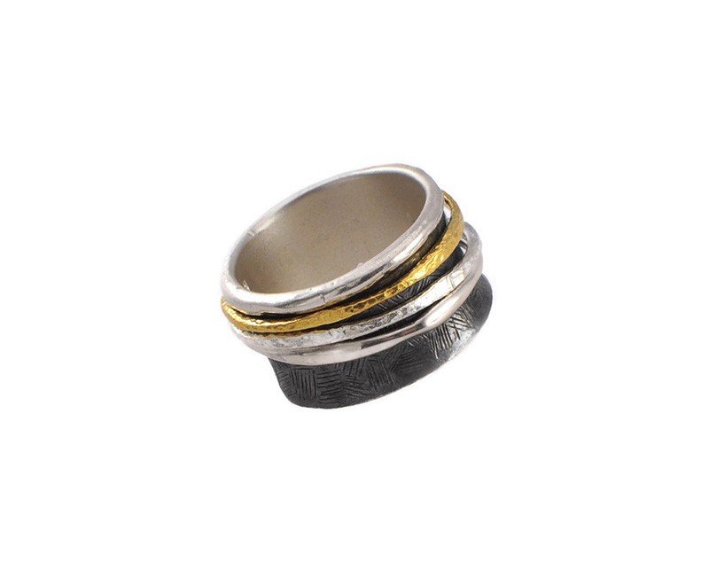 Vergoldeter Ring aus oxidiertem Silber