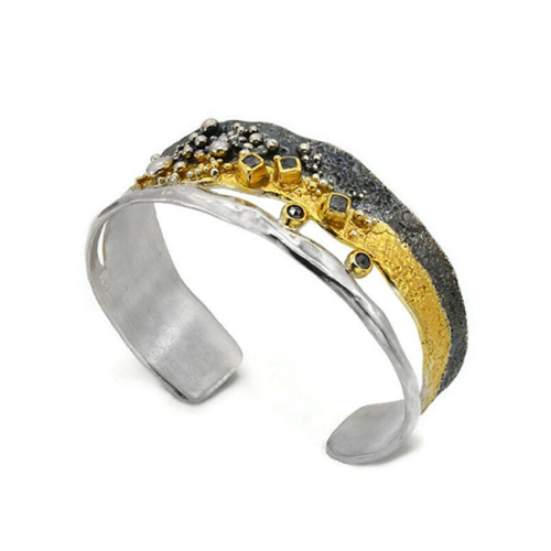 Armband aus vergoldetem, oxidiertem Silber mit Diamanten